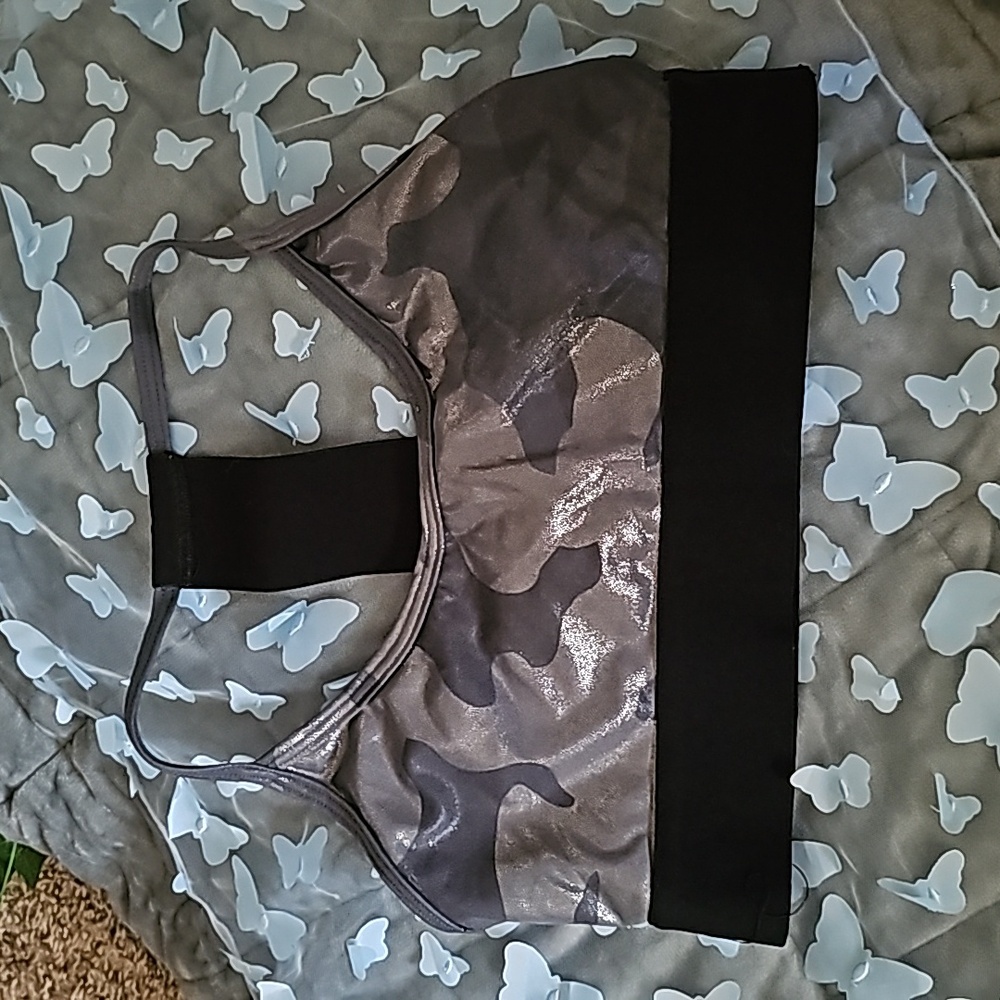 Noli yoga shiny camp sports bra small